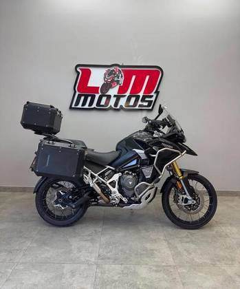TRIUMPH TIGER 1200 RALLY EXPLORER TRIUMPH TIGER 1200 RALLY EXPLORER